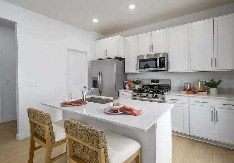 1508 W Charmer Ln — Photo 12