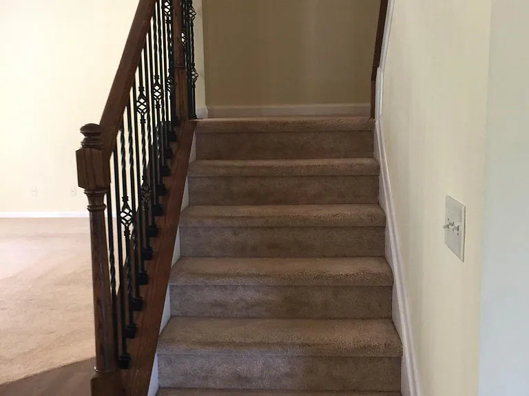 2410 Mindy Ln — Photo 7