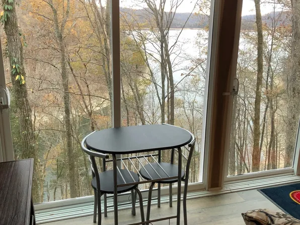 1490 Ford Rd, Baxter, TN 38544