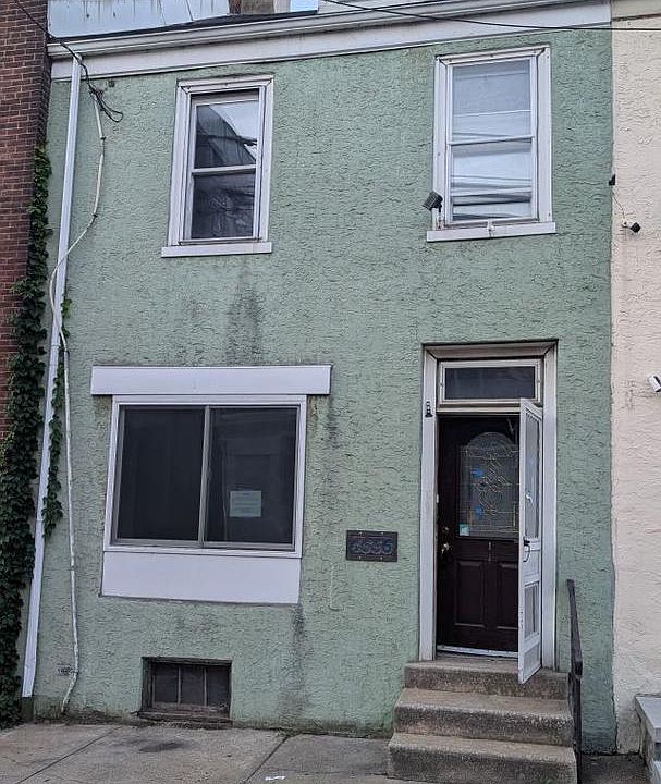1st image of 4656 Umbria St