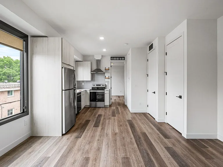 Olive Apartments — Photo 72