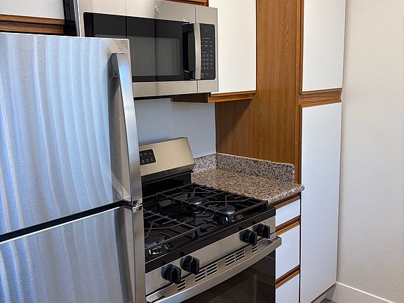 2nd image of 3063 Alma St #3063