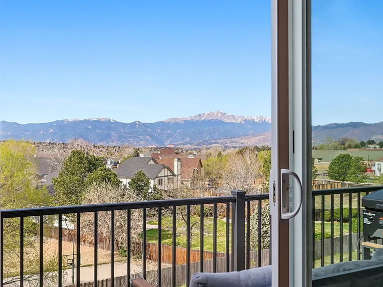 4127 Parkwood Trl — Photo 42