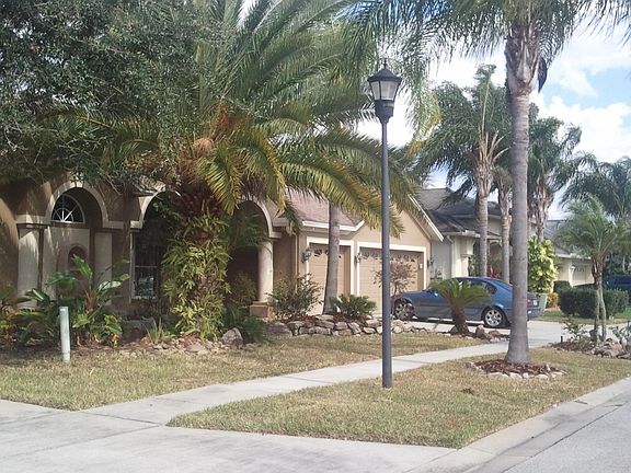 4th image of 18450 Eastwyck Dr