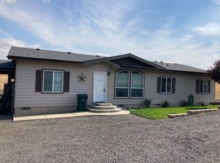 822 NE Hawthorne Ln, Pilot Rock, OR 97868