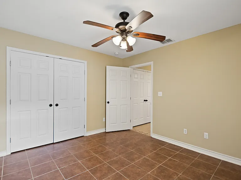 13673 Teague Ln — Photo 8