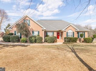 102 Chinaberry Ln, Perry, GA 31069