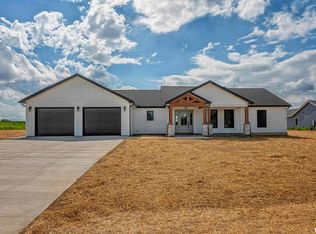 1804 Ramsey Dr, Marion, IL 62959