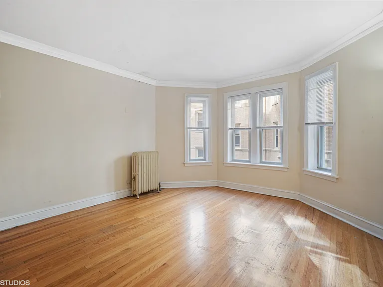 4225 Paulina — Photo 20