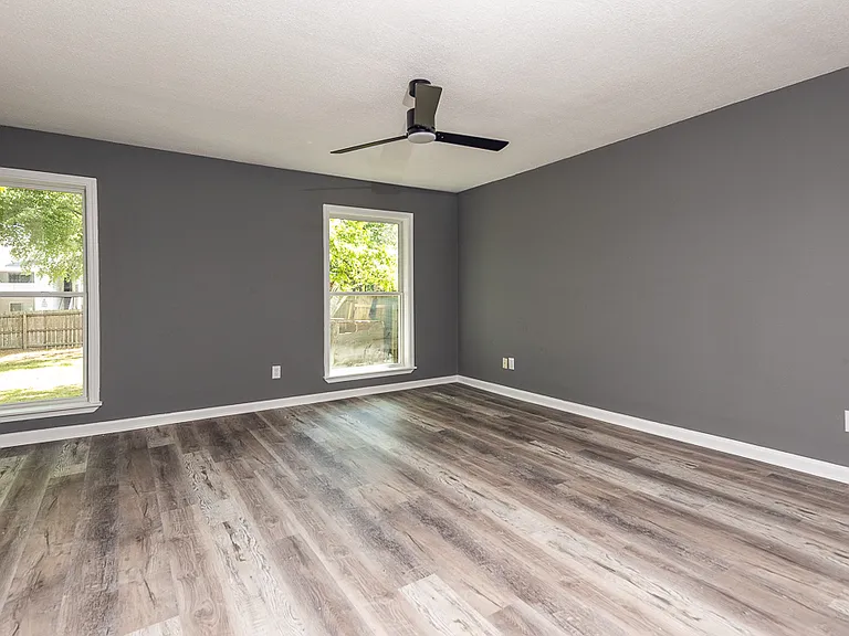538 Bedlington Dr — Photo 8