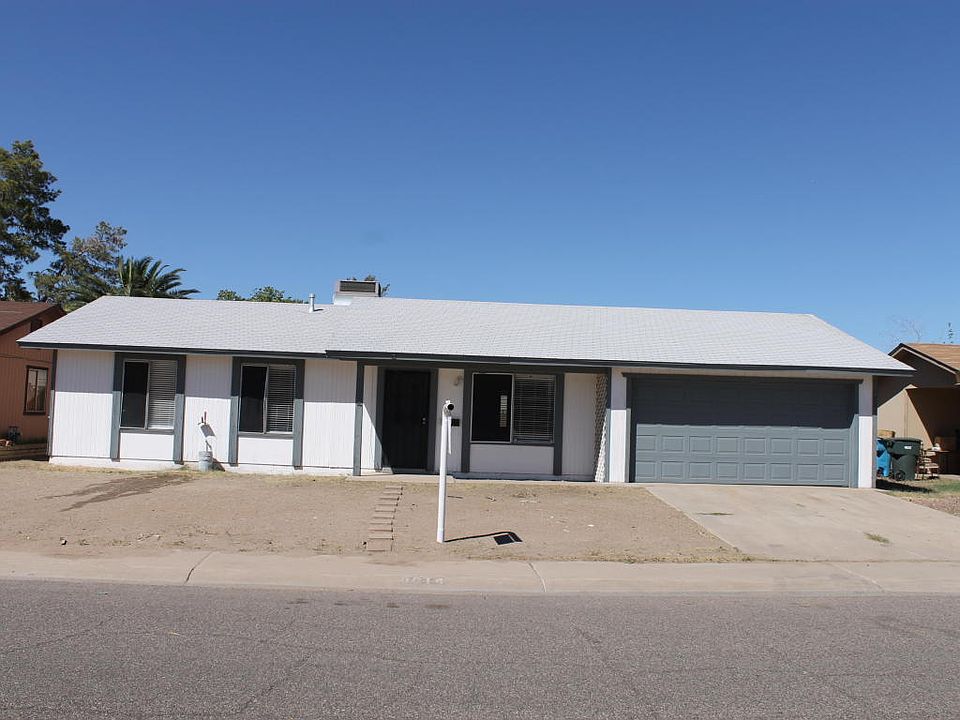 1st image of 8614 W Clarendon Ave
