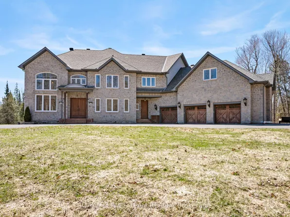 132 Lady Lochead Ln, Ottawa, ON K0A 1L0