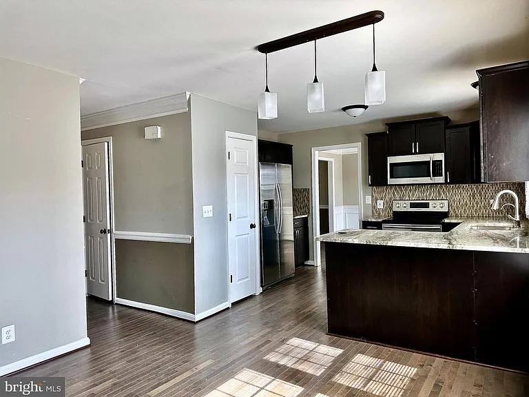 11622 Rutherford Dr — Photo 12