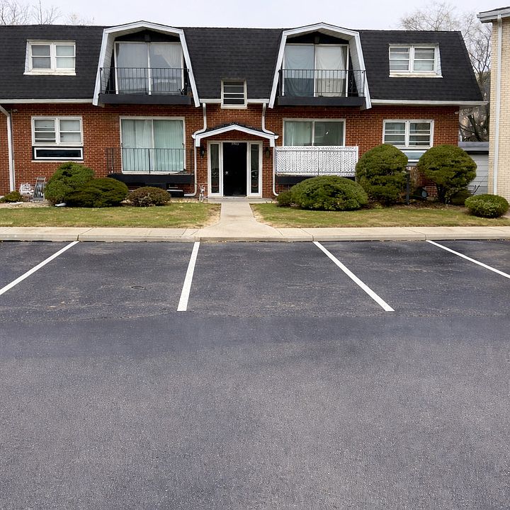 1st image of 5749 Circle Dr