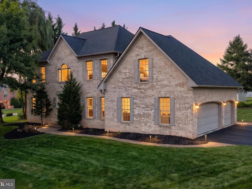 1st image of 1124 Sarazen Way