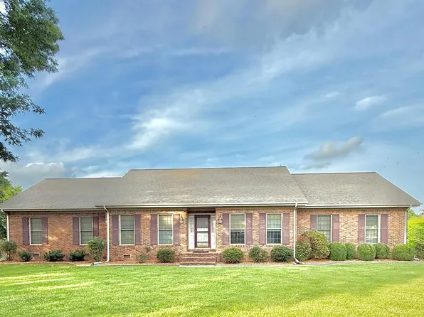 404 Warwick Way, Hopkinsville, KY 42240
