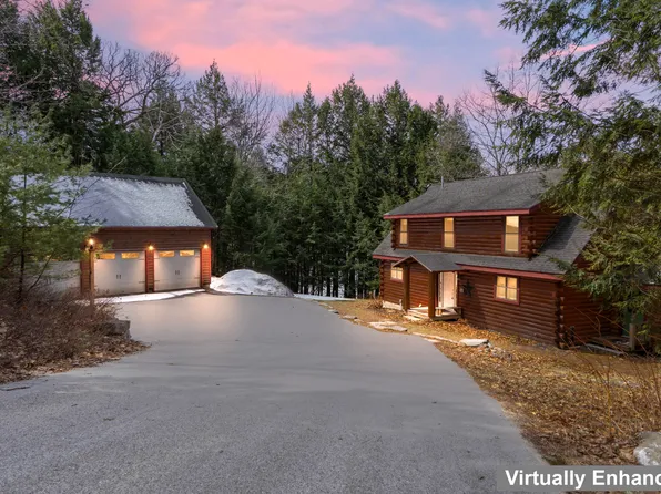 52 Waterview Drive, Casco, ME 04015