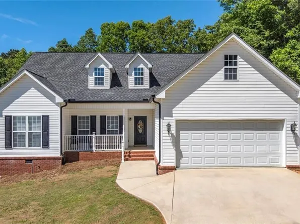 215 Charleston Ave, Bremen, GA 30110