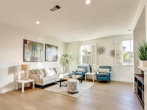 8056 Torino, Stanton, CA 90680
