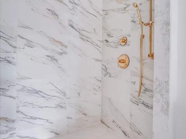 418 Monroe Street image 13 of 36