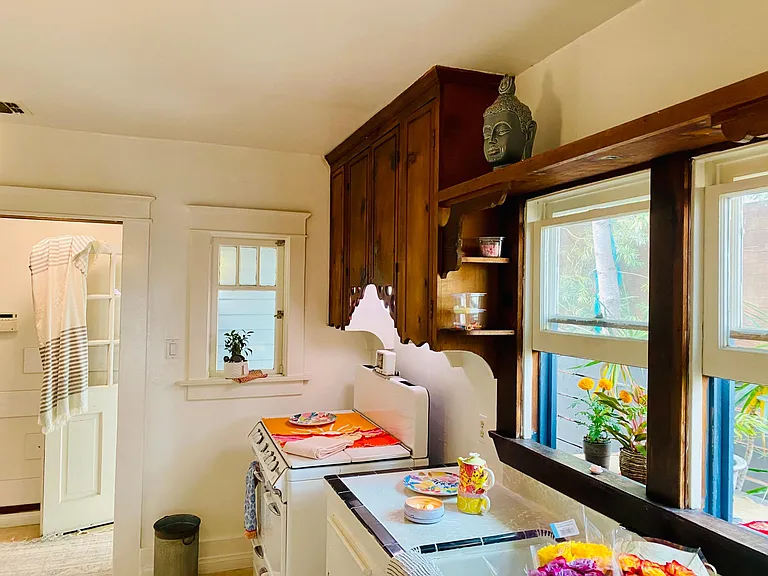 1222 Cabrillo Ave — Photo 50