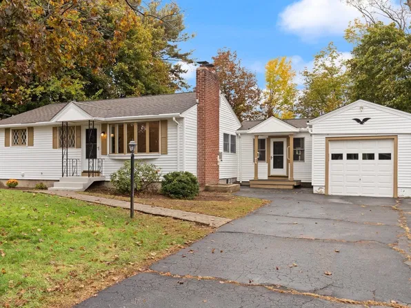 48 Marlboro Rd, Woburn, MA 01801