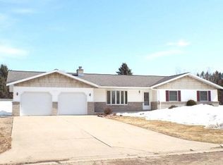 745 Sunset Dr, Antigo, WI 54409