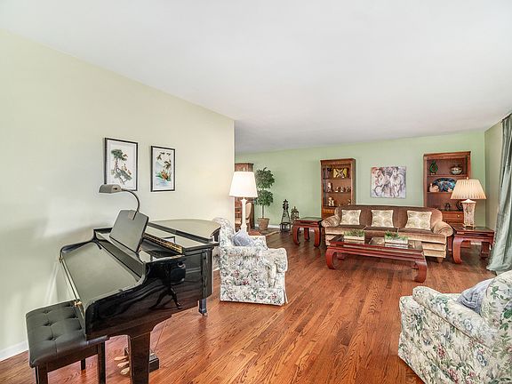 4th image of 6307 Shannon Dr