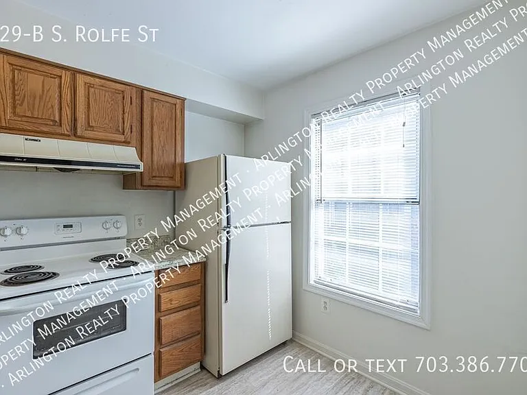 929 S Rolfe St #B — Photo 4