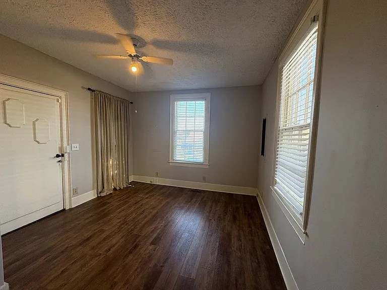 1020 Adams St #1 — Photo 3