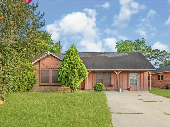 6226 Standing Oaks St, Houston, TX 77050