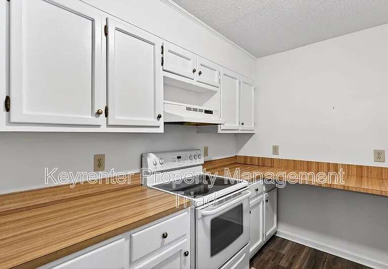 1223 Watermark Ct — Photo 12