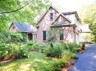 6314 Cobblestone Ln, Dexter, MI 48130