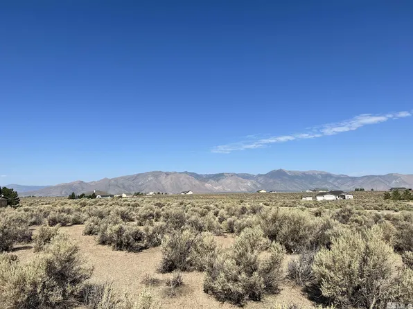 75 Desert View Dr, Smith Valley, NV 89430