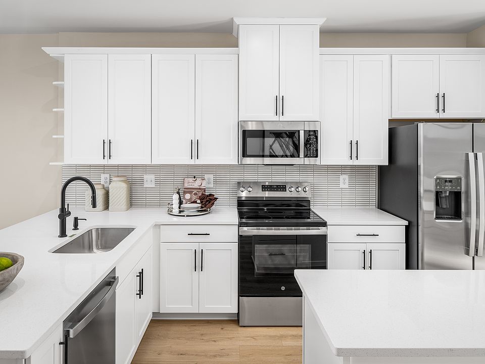 Open House Sat Sun 12-3 PM Tour Save on Quick Move-In Homes!