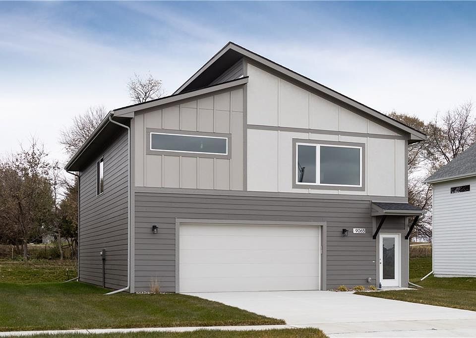 1st image of 9065 Primo Ln