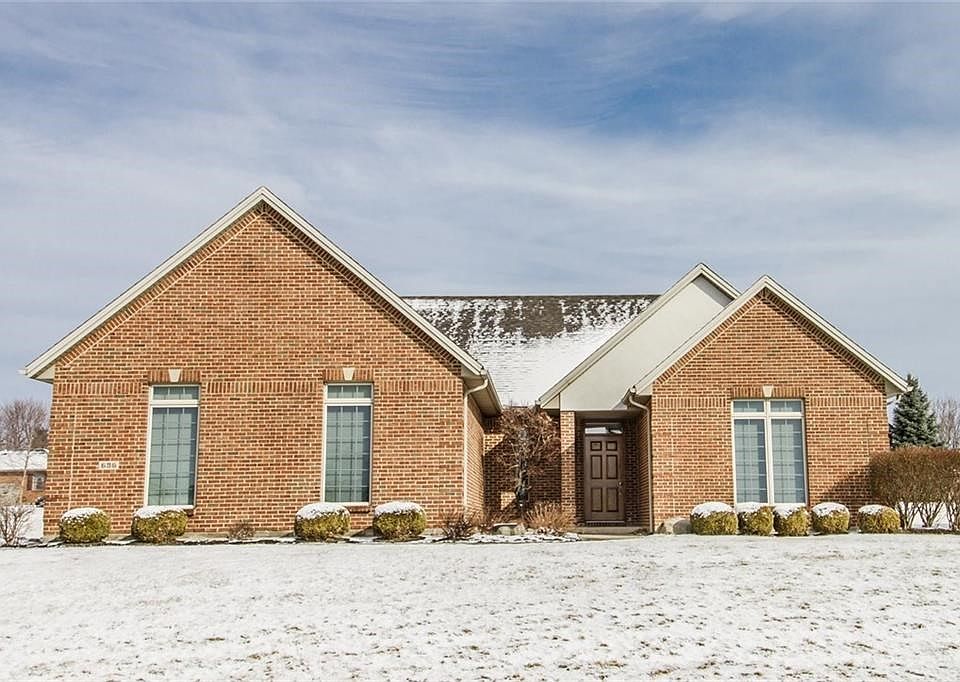 1st image of 686 Bur Oak Dr