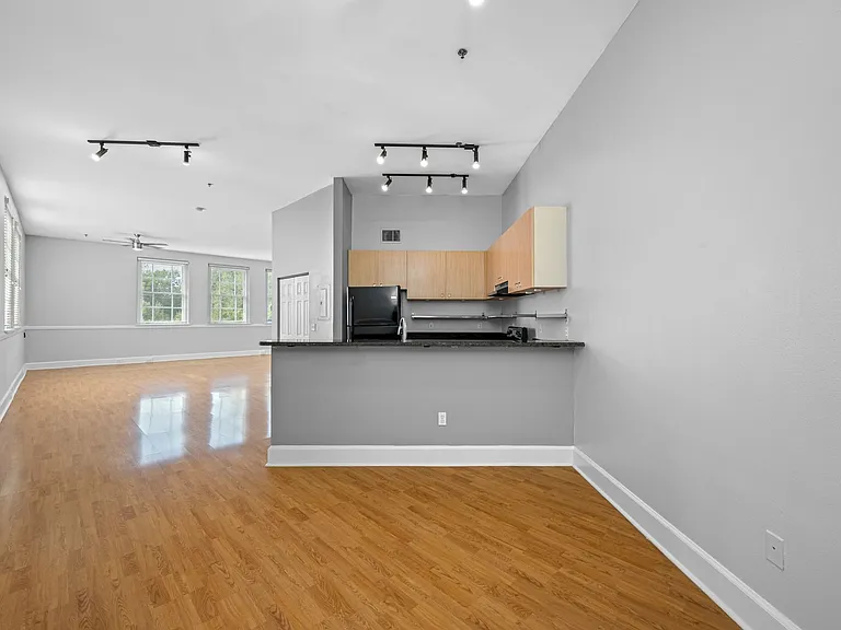 Sanctuary Lofts — Photo 25