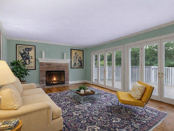 3rd image of 61 Edwards Hole Rd