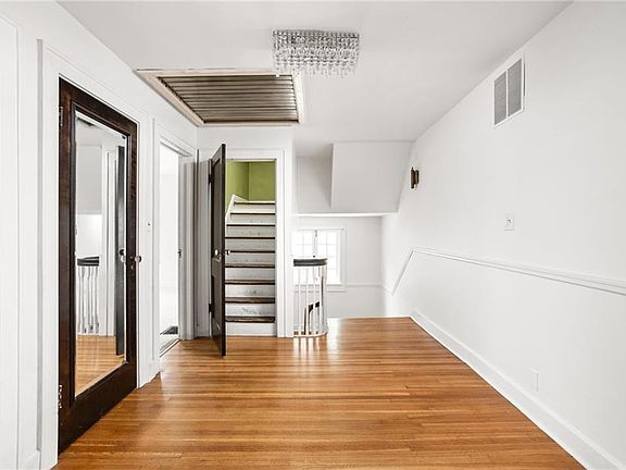 5th image of 3919 N Washington Blvd