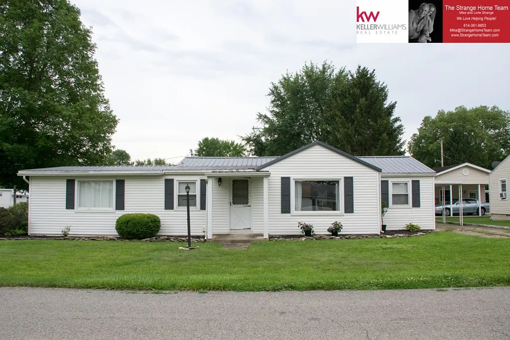217 Linden Ave photo 1