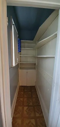 222 Logan Ave N #1 — Photo 5