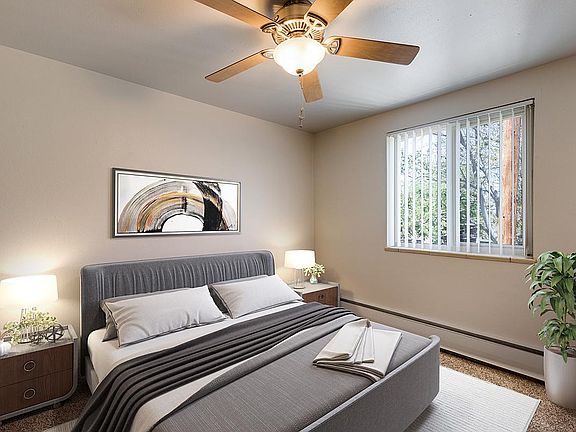 4th image of 1321 Detroit St #301