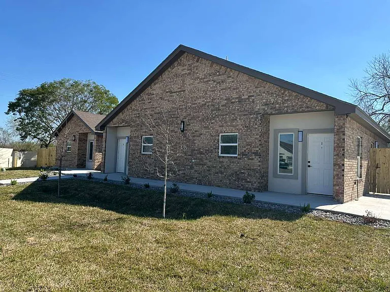 3604 Paola St #2 — Photo 3
