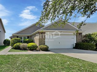 117 Lake Pointe Dr, Pooler, GA 31322