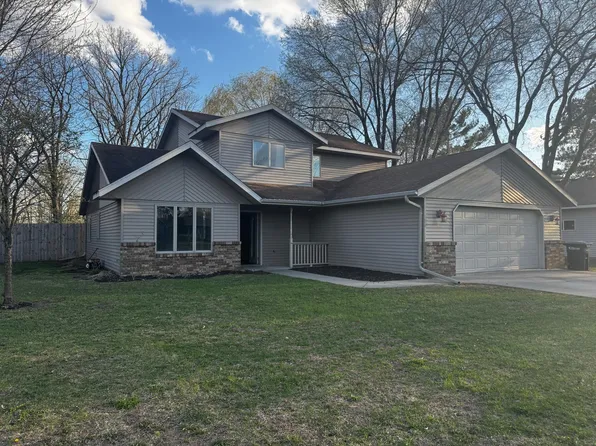917 Lilac Ln, Little Falls, MN 56345