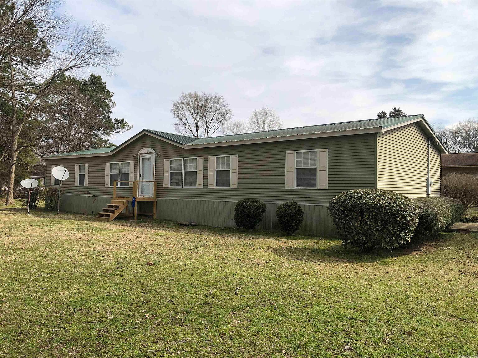 611 S 3rd St, Des Arc, AR 72040 | Zillow