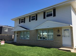 307 Sentinel Dr, Waukesha, WI 53189