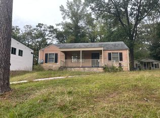 1923 Baker Rd NW, Atlanta, GA 30318