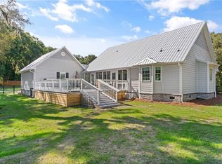 1231 Tamara Dr SE, Darien, GA 31305